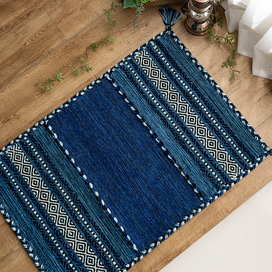 インド手織りラグ　平織キリム　コットンラグ 新品　123 x 182 インド綿を使ったキリム柄の手織りコットンラグ 約190x190 cm 2畳